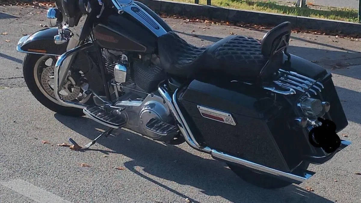 Harley-Davidson 1584 Electra Glide Ultra Classic (2007) - FLHTCU  (5)