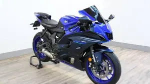 Yamaha YZF R7 (2021 - 25)  (5)