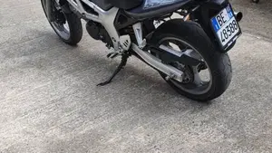 Suzuki SV 650 (1999 - 02)  (2)