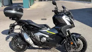 Honda X-ADV 750 DCT (2021 - 24)  (3)