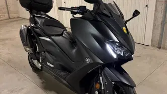 Yamaha T-Max 560 (2020 - 21) usata