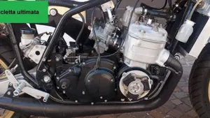 Suzuki   (15)