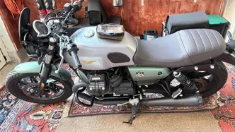 Moto Guzzi V7 Stone Centenario (2021 - 22) usata