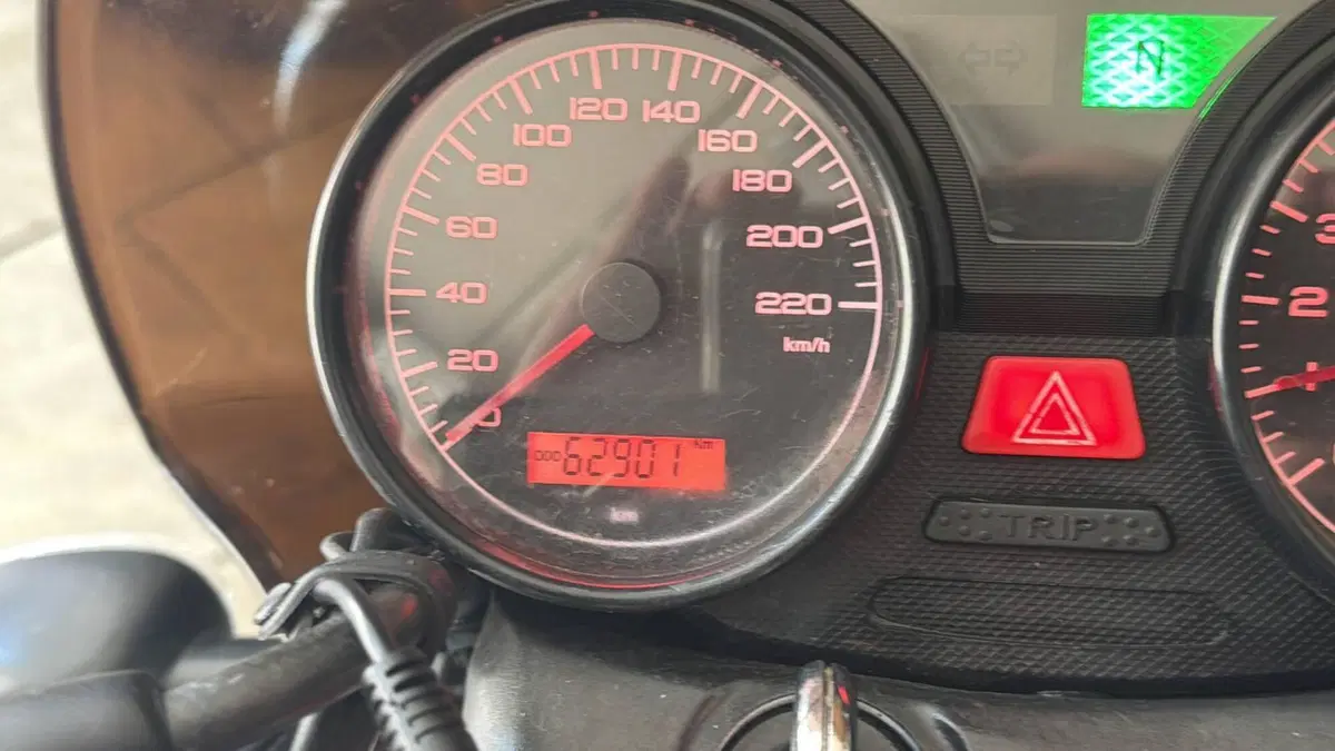 Moto Guzzi Breva V 750 i.e.  (4)