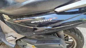 Aprilia Sportcity 125  (5)