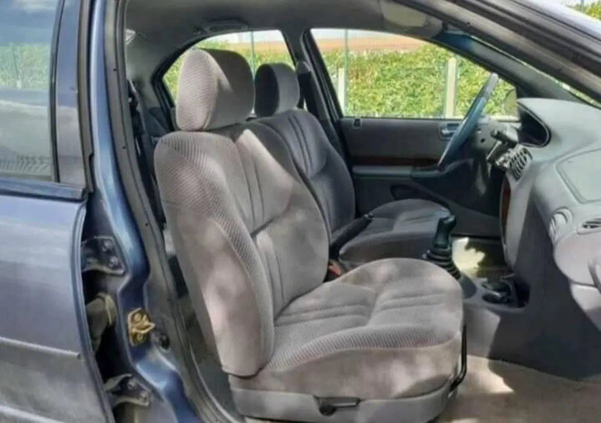 Chrysler Stratus  (8)
