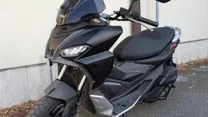 Aprilia SR GT 125 (2022 - 24)  (4)