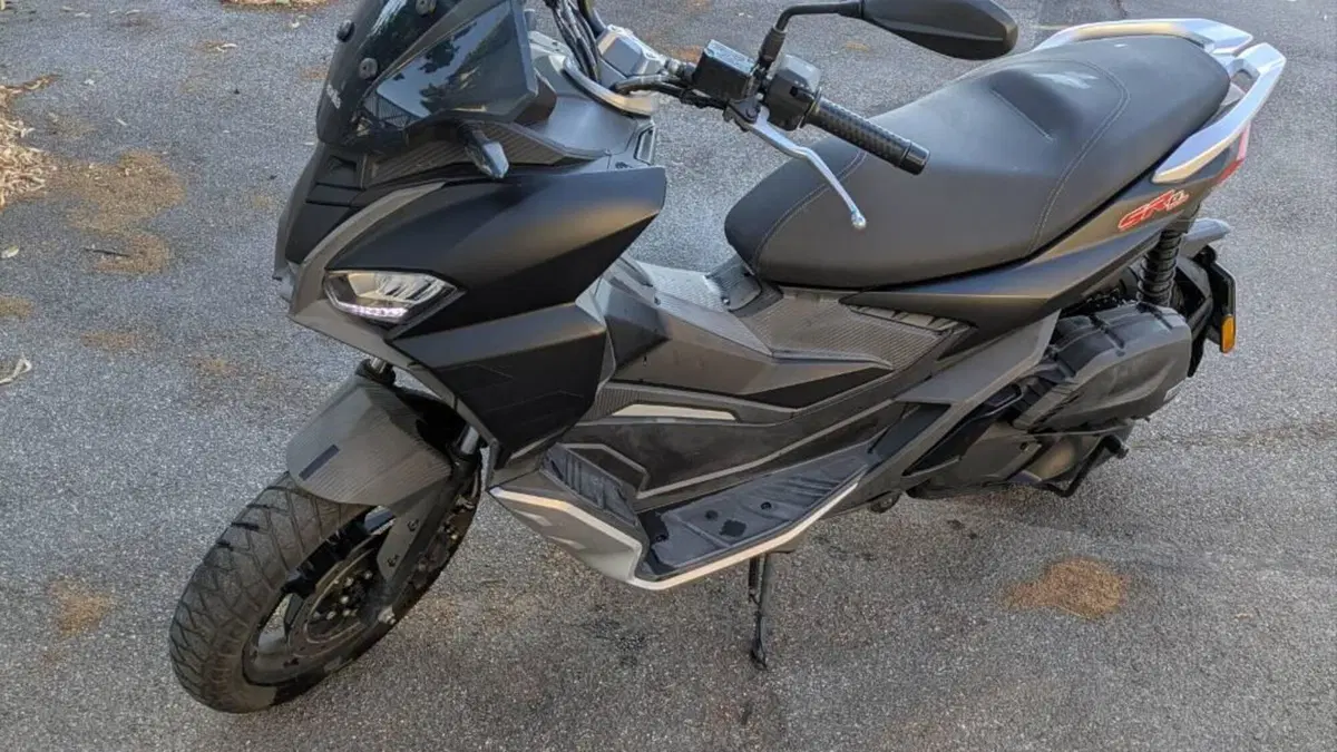 Aprilia SR GT 125 (2022 - 24)  (5)