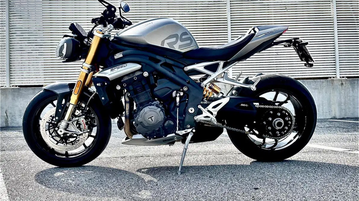 Triumph Speed Triple 1200 RS (2021 - 24)  (2)
