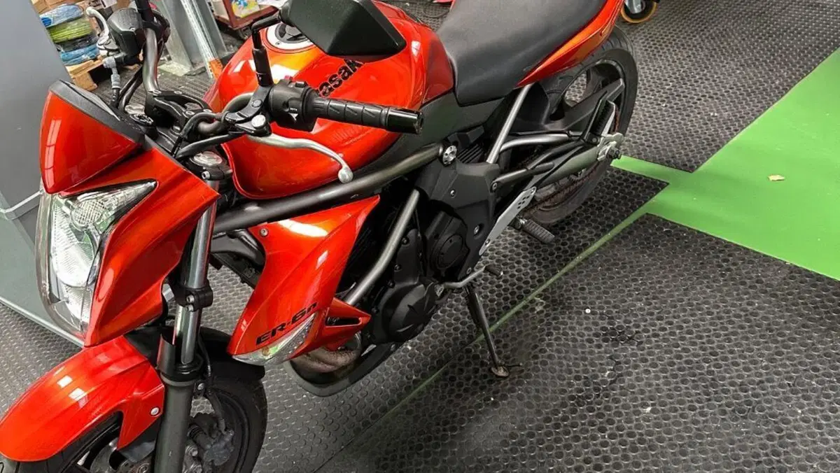 Kawasaki ER-6N ABS (2012 - 16)  (3)