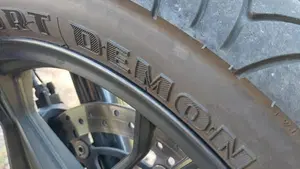 Moto Guzzi V7 III Stone (2017 - 20)  (12)