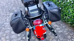 Triumph Bonneville T100 (2008 - 16)  (4)