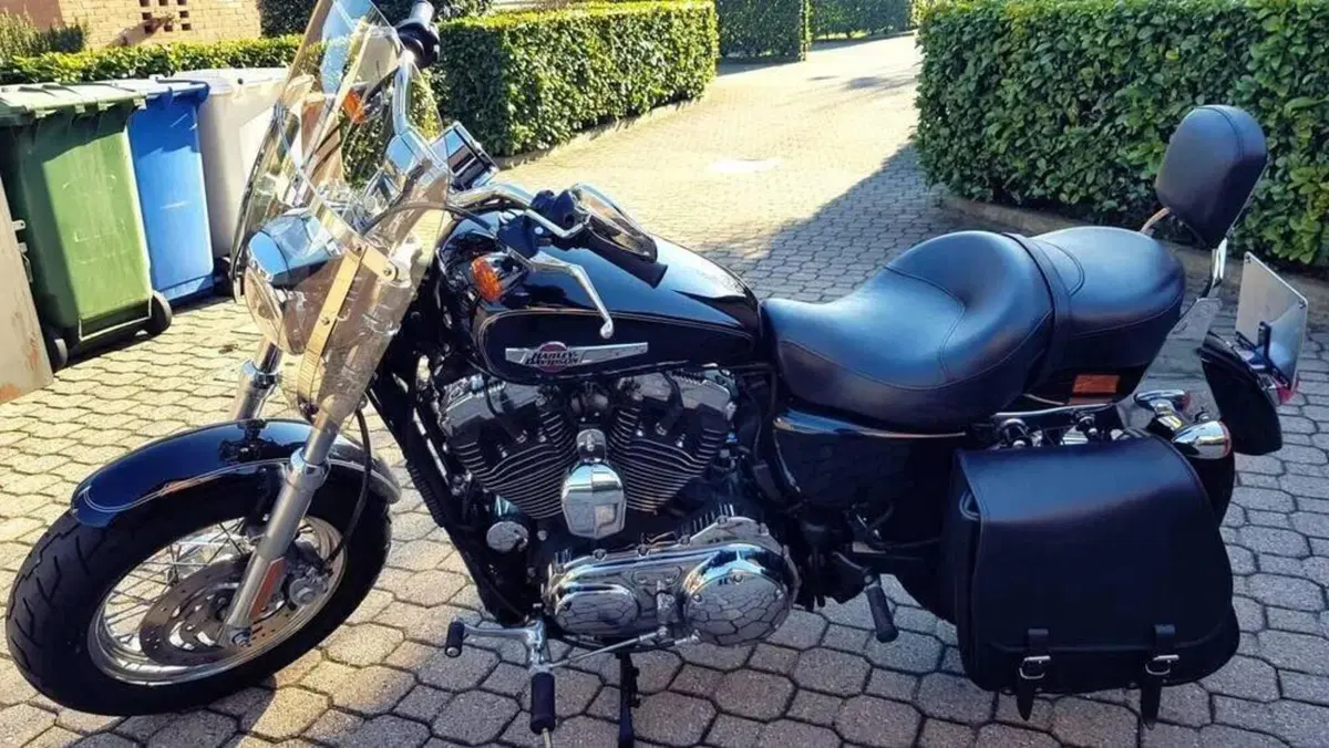 Harley-Davidson 1200 Custom (2007 - 13) - XL 1200C 
