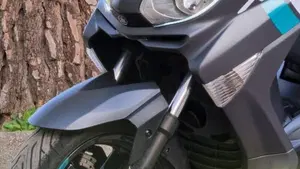 Yamaha X-Max 250 Sport (2011 - 13)  (5)