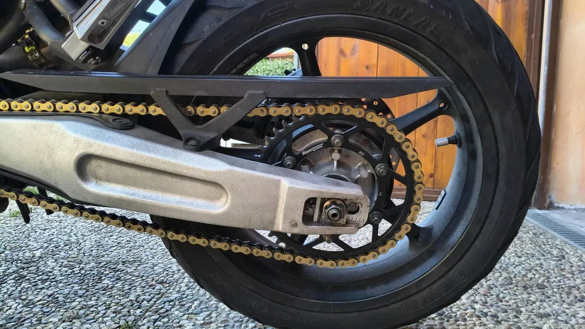 Yamaha MT-03 (2006 - 14)  (14)