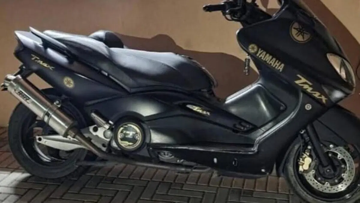 Yamaha T-Max 500 (2001 - 03)  (2)