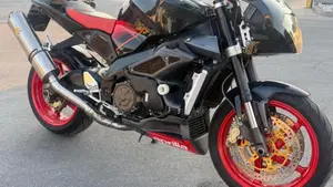 Aprilia Tuono 1000 (2003 - 04)  (2)