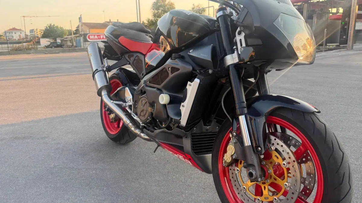 Aprilia Tuono 1000 (2003 - 04)  (11)