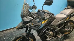 Suzuki V-Strom 1050XT (2020 - 23)  (2)