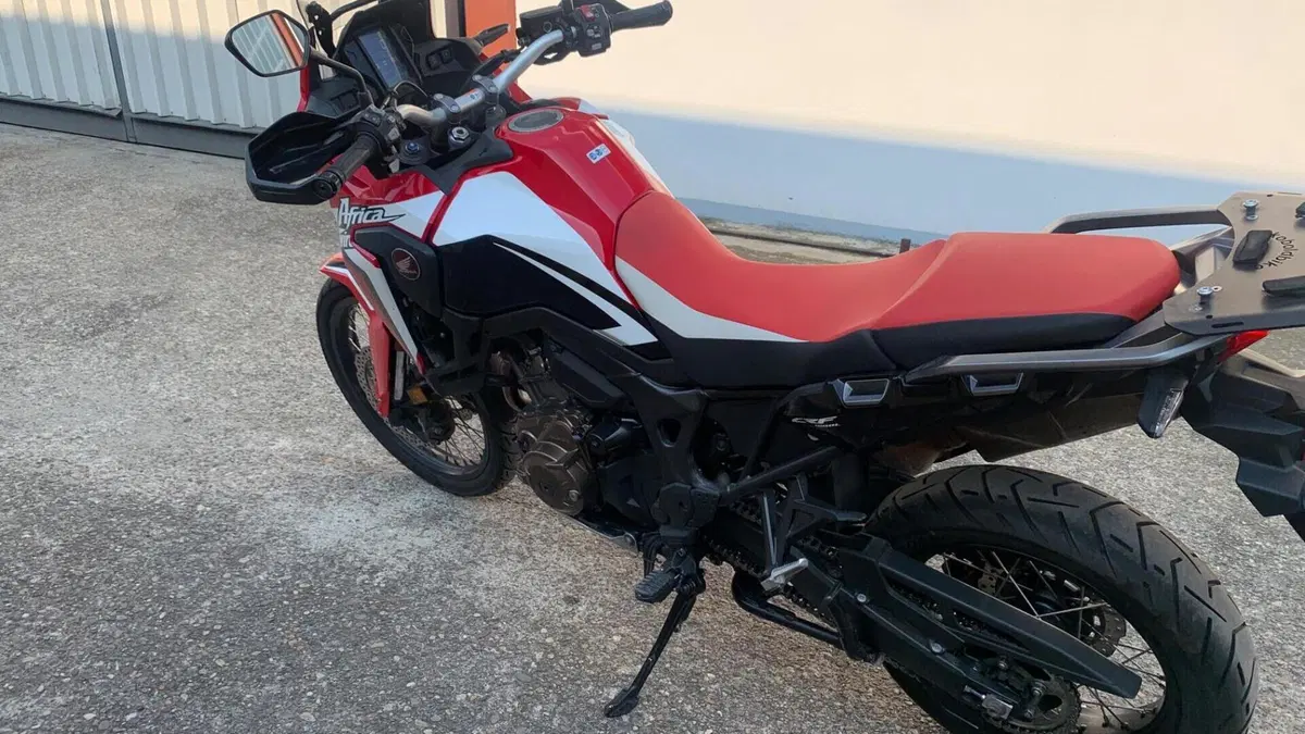 Honda Africa Twin CRF 1000L DCT (2018 - 19)  (5)