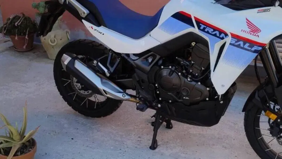 Honda Transalp XL750 Easy Travel (2023 - 24)  (5)