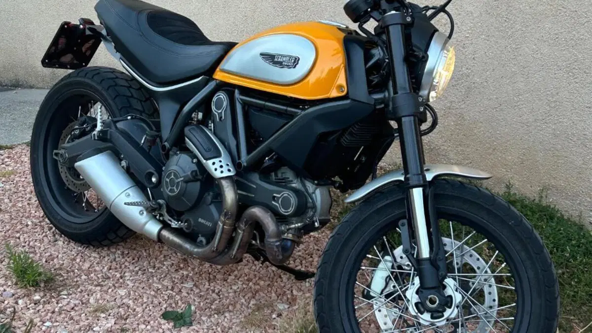 Ducati Scrambler 800 Classic (2015 - 16) 