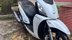 Kymco People 300i GT ABS (2010 - 17)  (5)