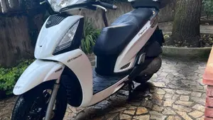 Kymco People 300i GT ABS (2010 - 17)  (6)