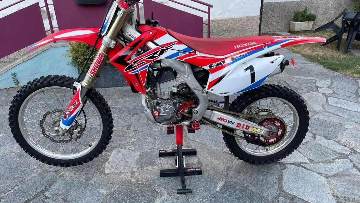 Honda CRF 250R (2017) 