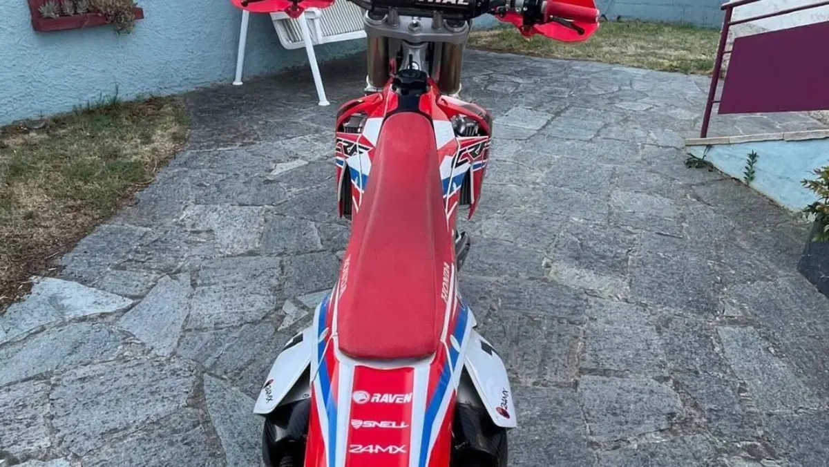 Honda CRF 250R (2017)  (5)