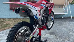 Honda CRF 250R (2017)  (7)