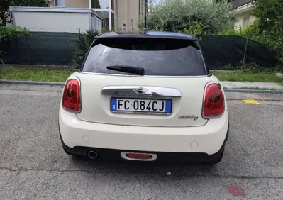MINI Mini 1.5 Cooper D (2)