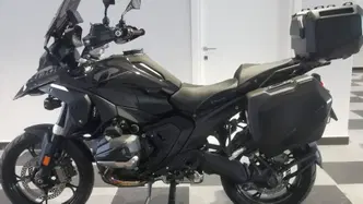 Bmw R 1300 GS Triple Black (2023 - 26) usata