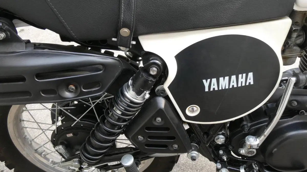 Yamaha   (9)