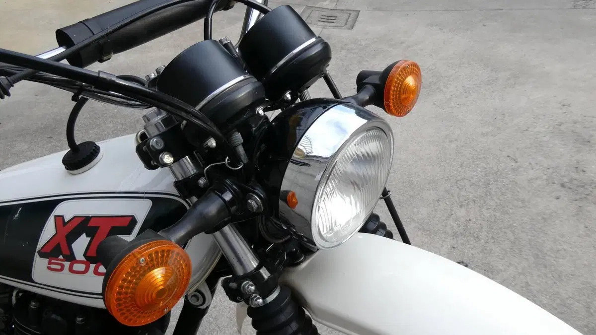 Yamaha   (12)
