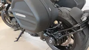 Triumph Rocket 3 Storm R (2024 - 26)  (6)