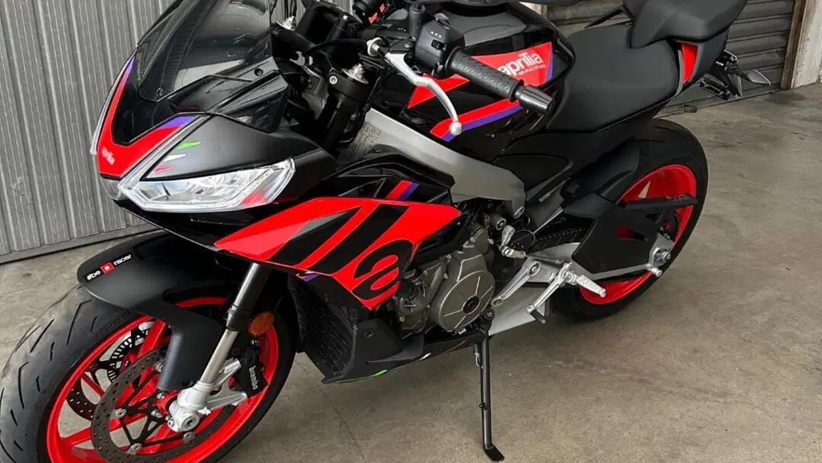 Aprilia Tuono 660 Factory (2022 - 24)  (2)