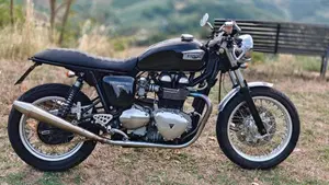Triumph Thruxton 900 (2004 - 15) 