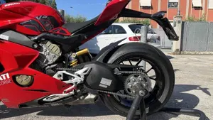 Ducati Panigale V4 1100 (2021)  (4)