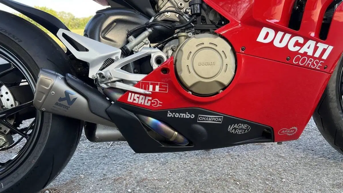 Ducati Panigale V4 1100 (2021)  (8)