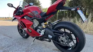 Ducati Panigale V4 1100 (2021)  (14)