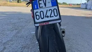 Ducati Panigale V4 1100 (2021)  (16)