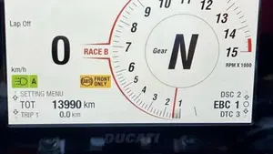Ducati Panigale V4 1100 (2021)  (17)