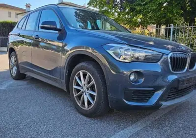 BMW X1 sDrive20d Business (2)