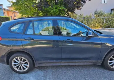 BMW X1 sDrive20d Business (3)