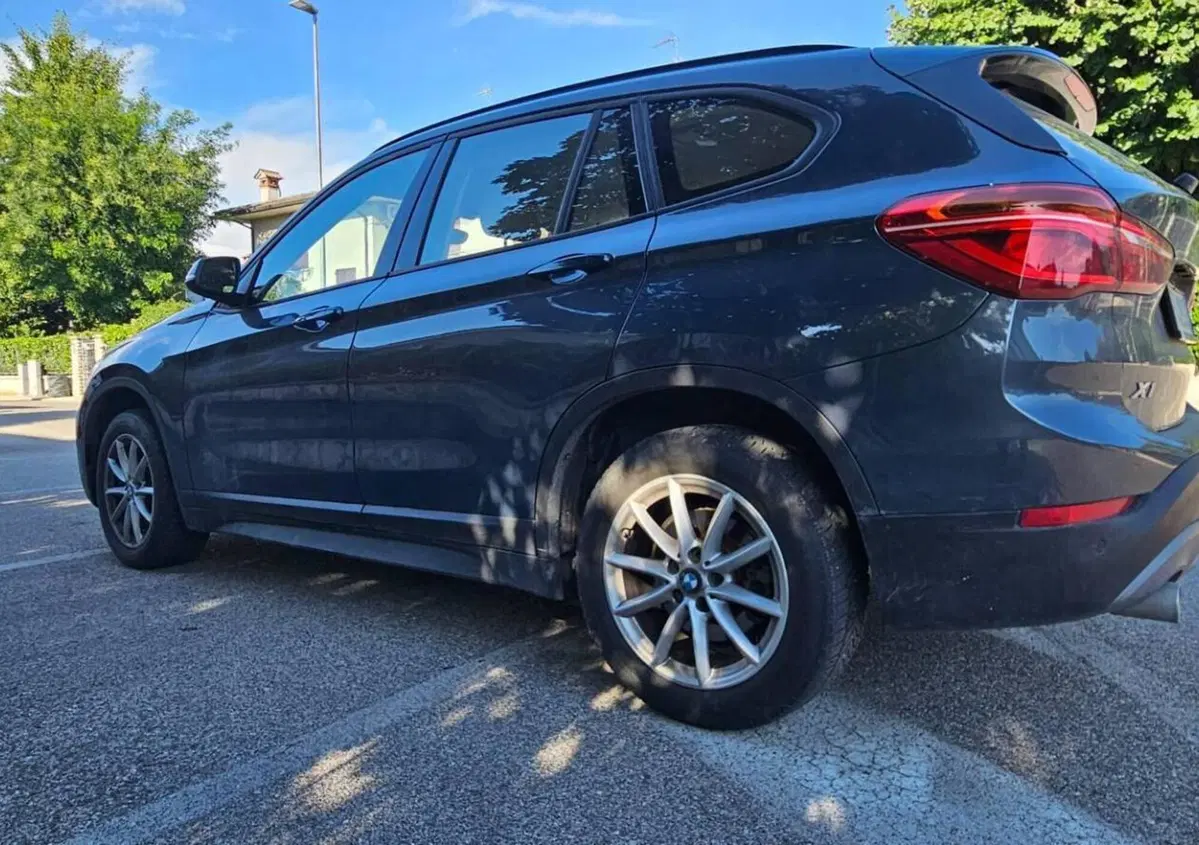 BMW X1 sDrive20d Business (5)