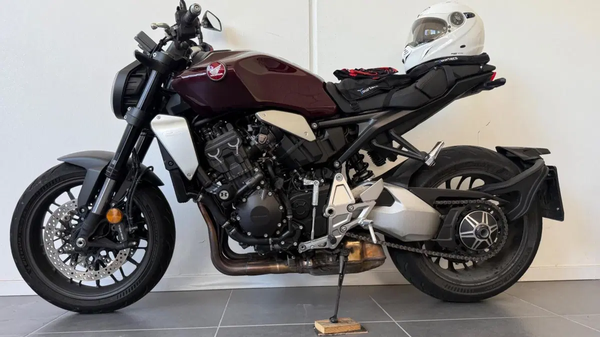 Honda CB 1000 R (2021 - 25)  (4)