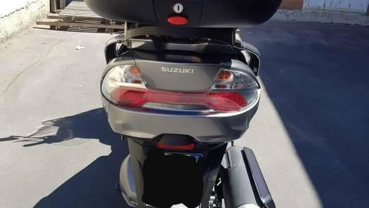 Suzuki Burgman AN 400 (2008 - 13)  (6)