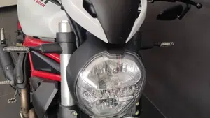 Ducati Monster 797 Plus (2019)  (4)