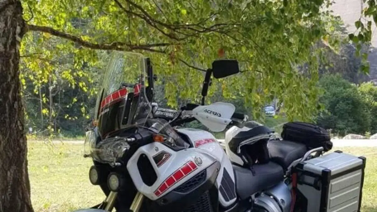 Yamaha XT1200Z Super Ténéré ABS (2010 - 15)  (4)